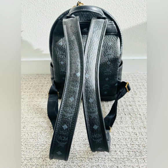 MCM Stark Leather Backpack - Picture 2 of 7